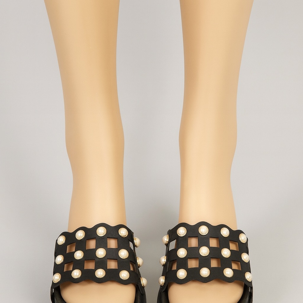 Refresh Women Sandals Slip on Size 8 Pearl Black studded cutout PU and Metallic